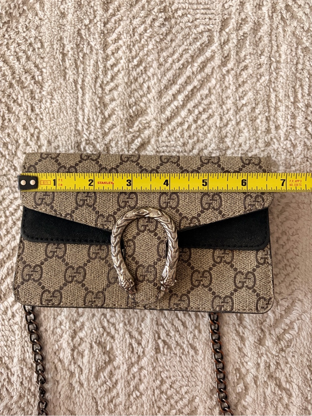 Gucci Beige GG Supreme Crossbody with Antique Silver Chain - Picture 10 of 12